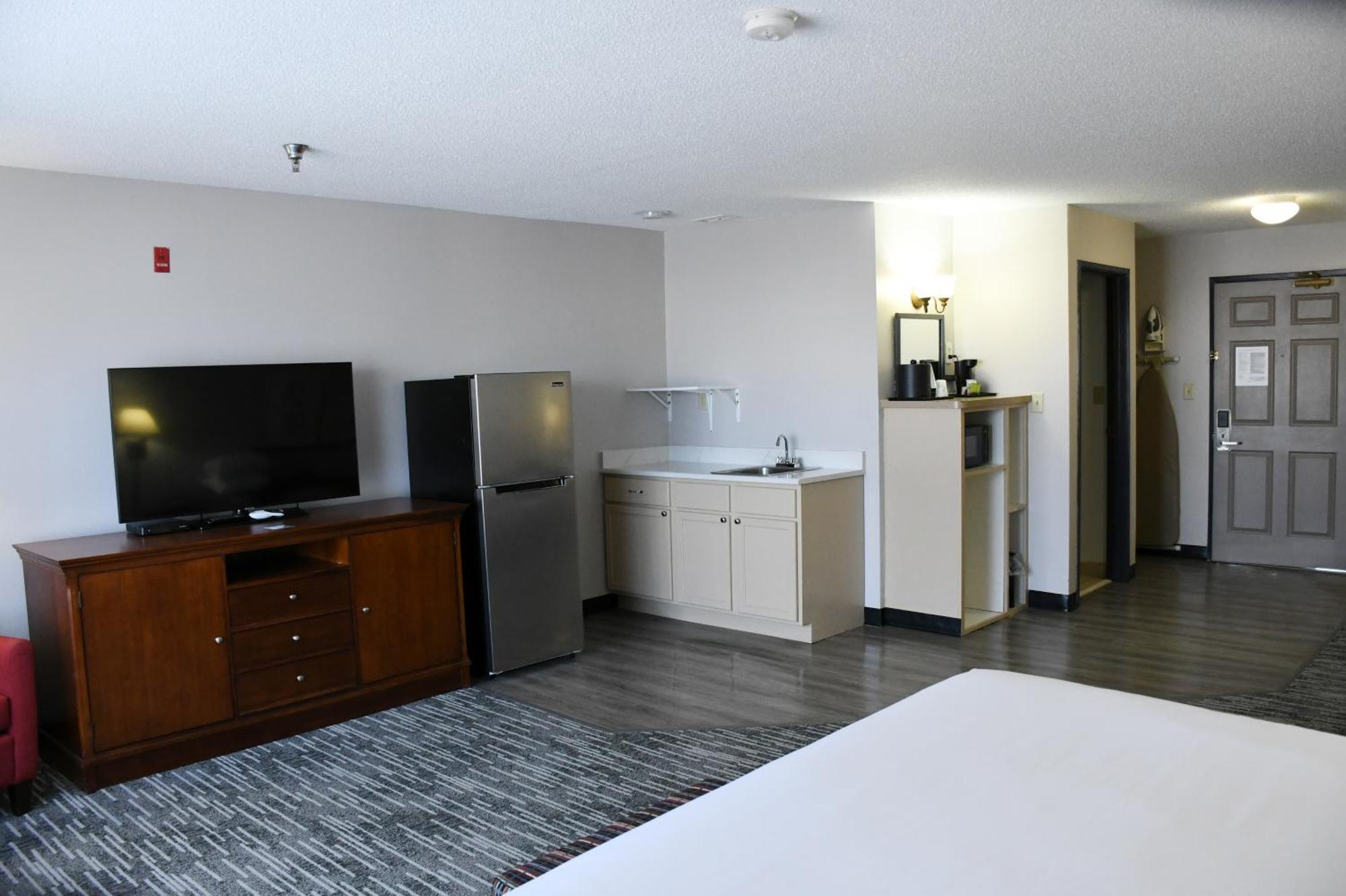 Harmony Inn & Suites Fort Dodge Esterno foto