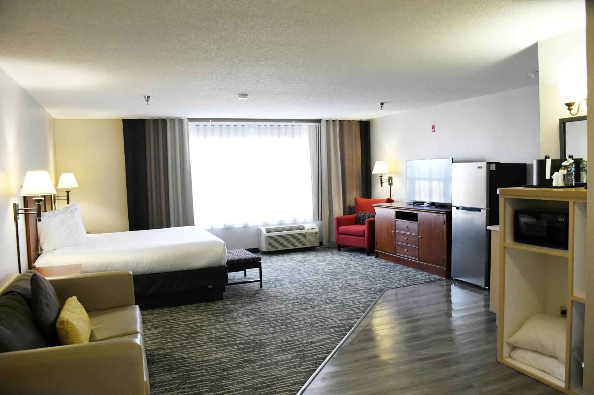 Harmony Inn & Suites Fort Dodge Esterno foto